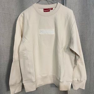 Supreme Crewneck Sweater